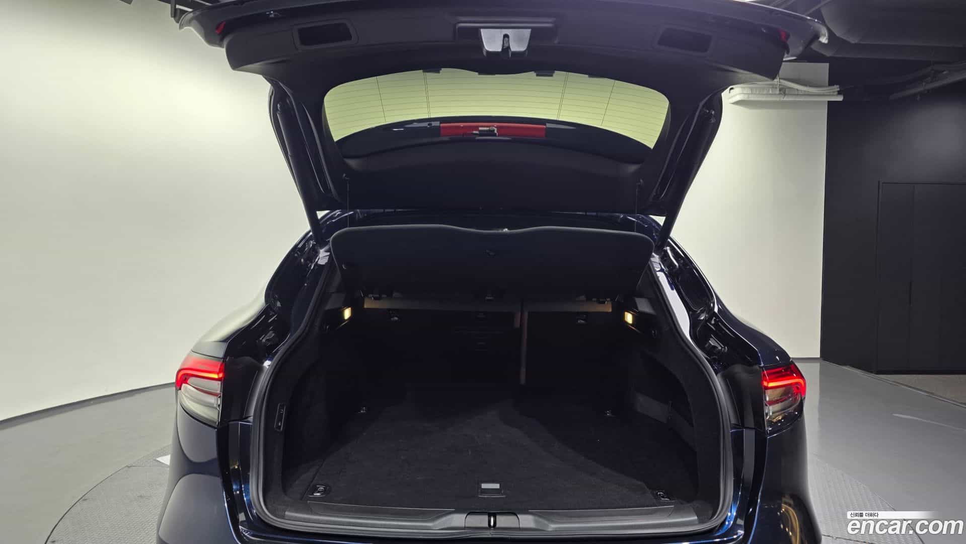 Levante Maserati 2022.11-OPTION-024