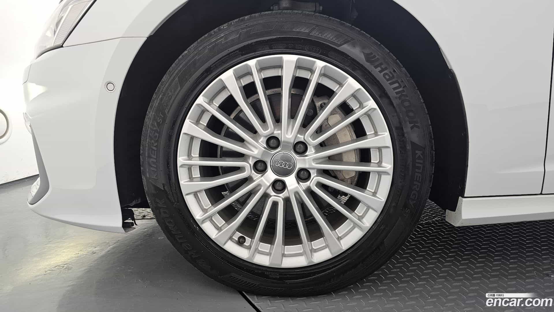 A6 Audi 2019.11-OUTER-005