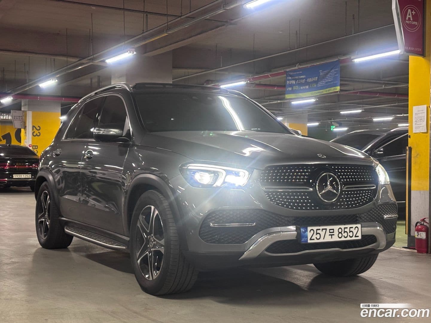 Main__Slider__Photo:GLE-Class Mercedes-Benz 2022.7-0