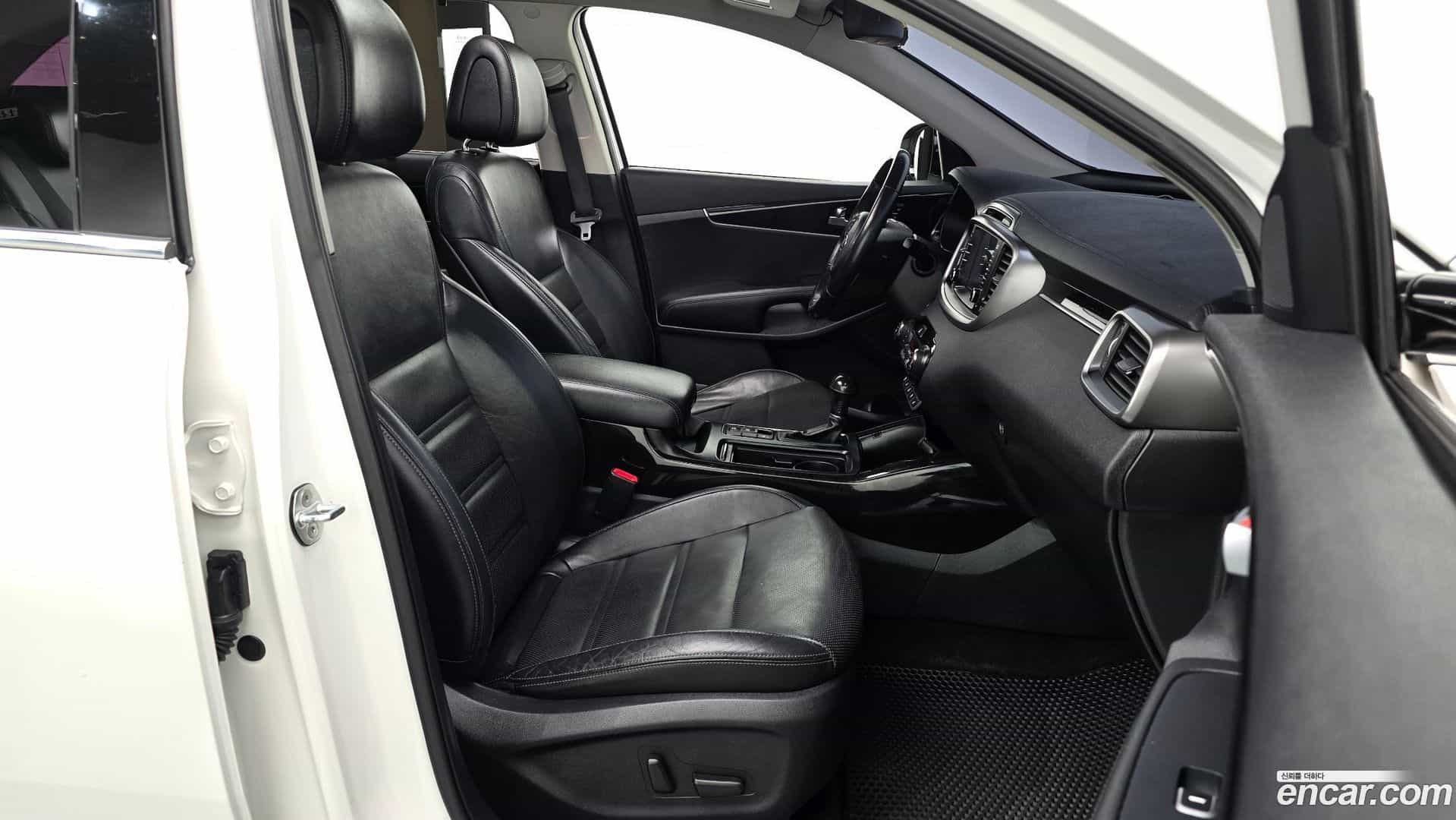 Sorento Kia 2015.0-INNER-010