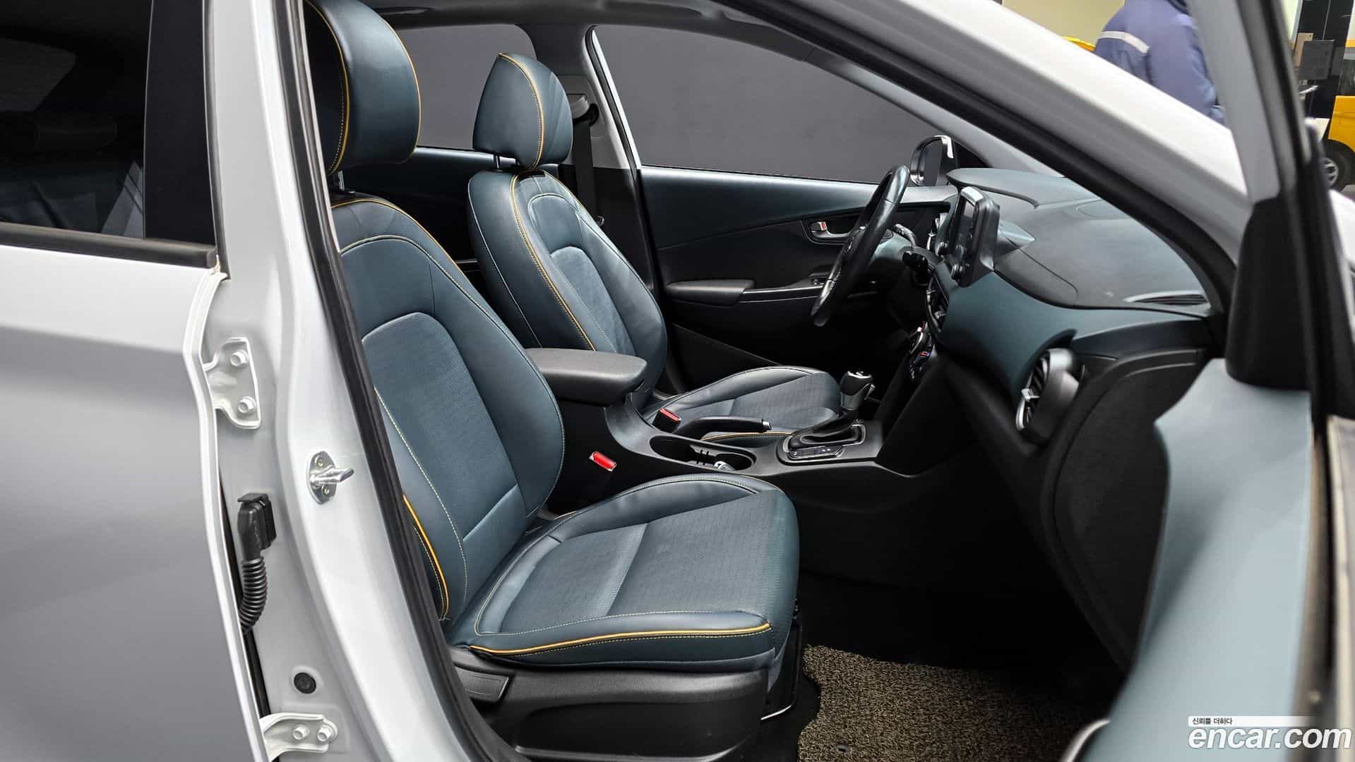Kona Hyundai 2017.10-INNER-010