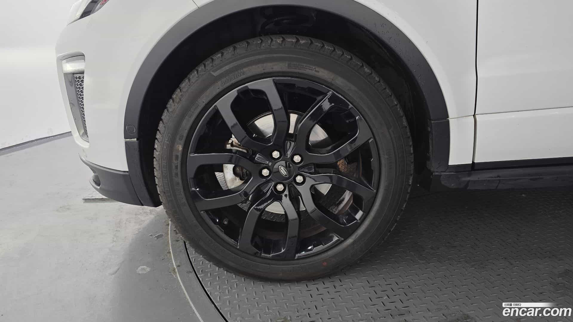 Range Rover Evoque Land Rover 2016.2-OUTER-005