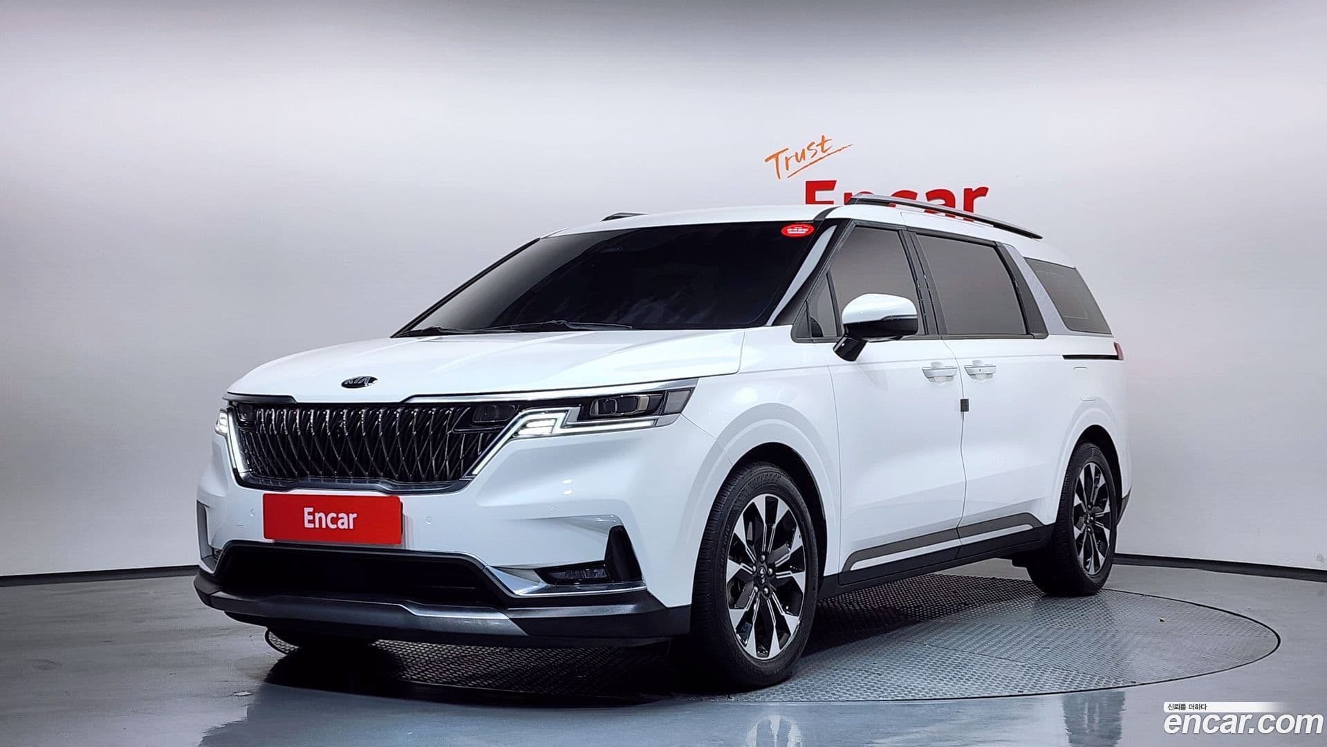 Main__Slider__Photo:Canival Kia 2021.0-0