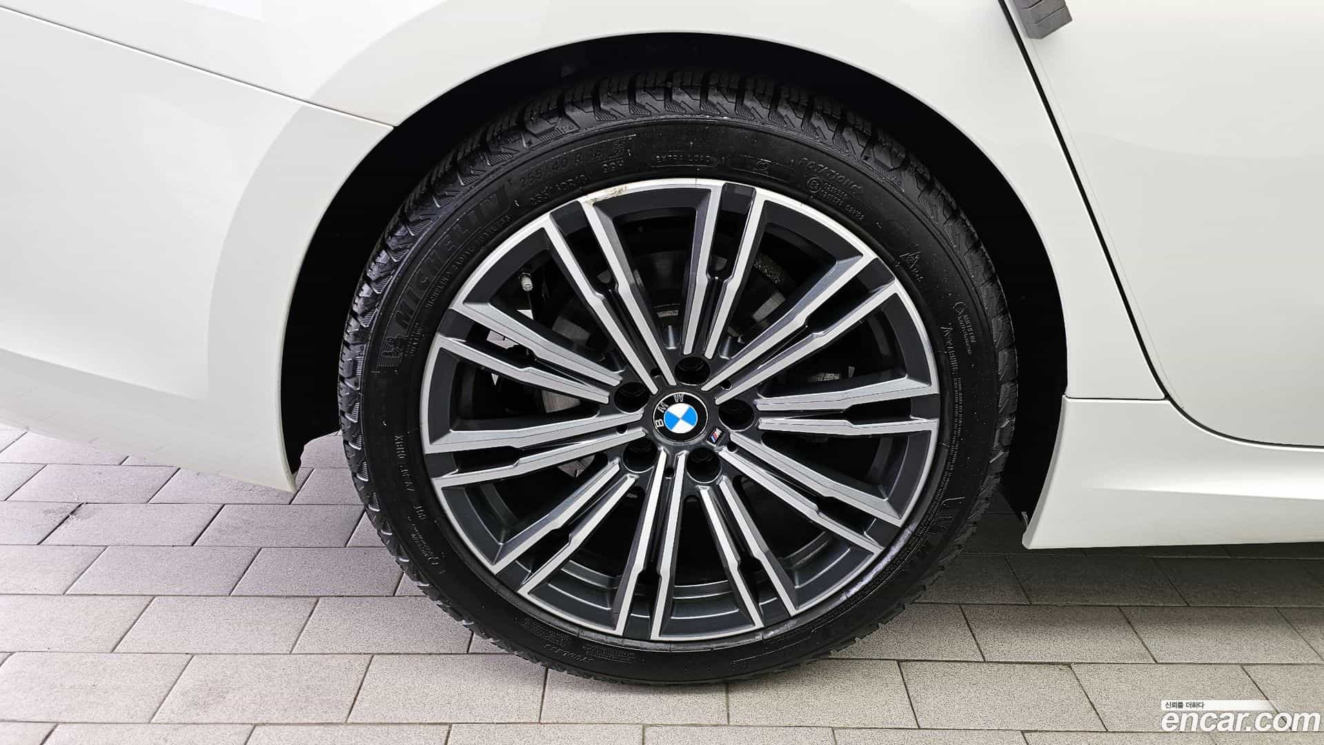 3-Series BMW 2021.0-OUTER-005
