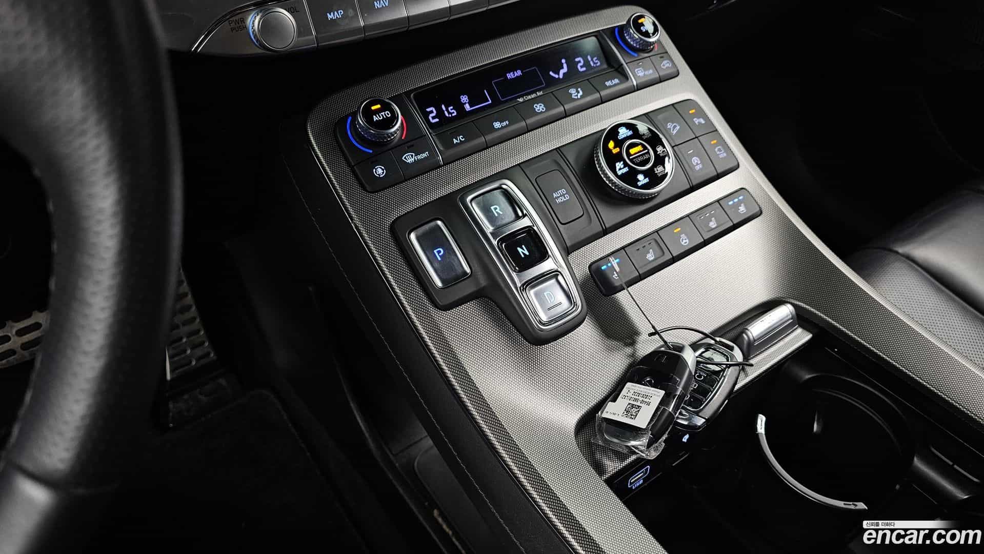 Palisade Hyundai 2021.1-INNER-009
