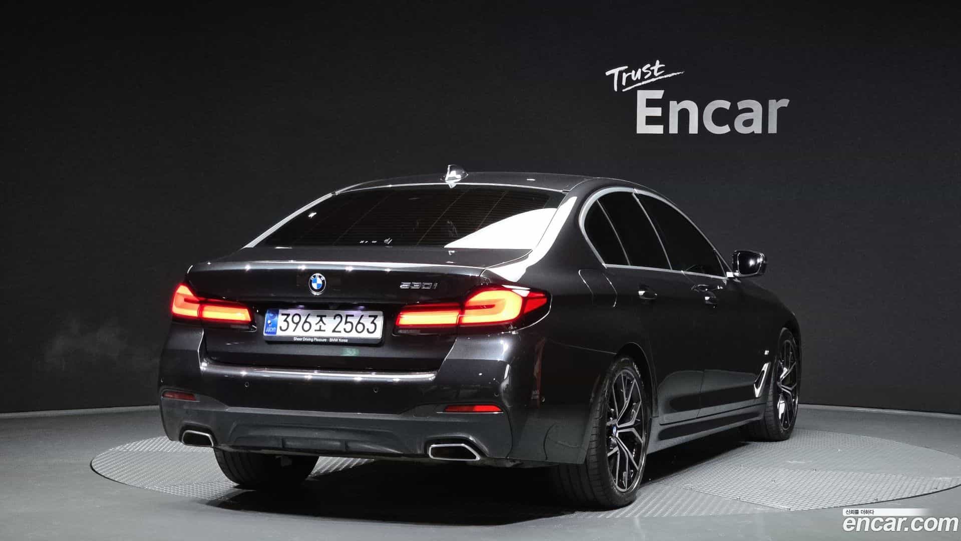 5-Series BMW 2022.2-OUTER-002