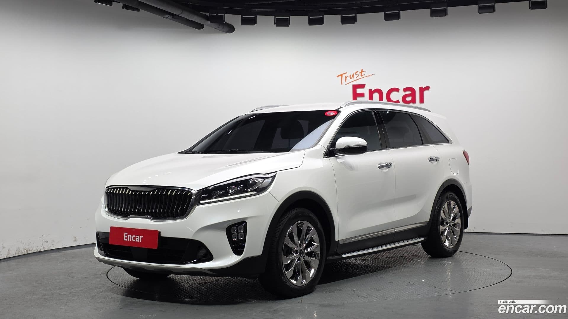 Main__Slider__Photo:Sorento Kia 2019.3-0