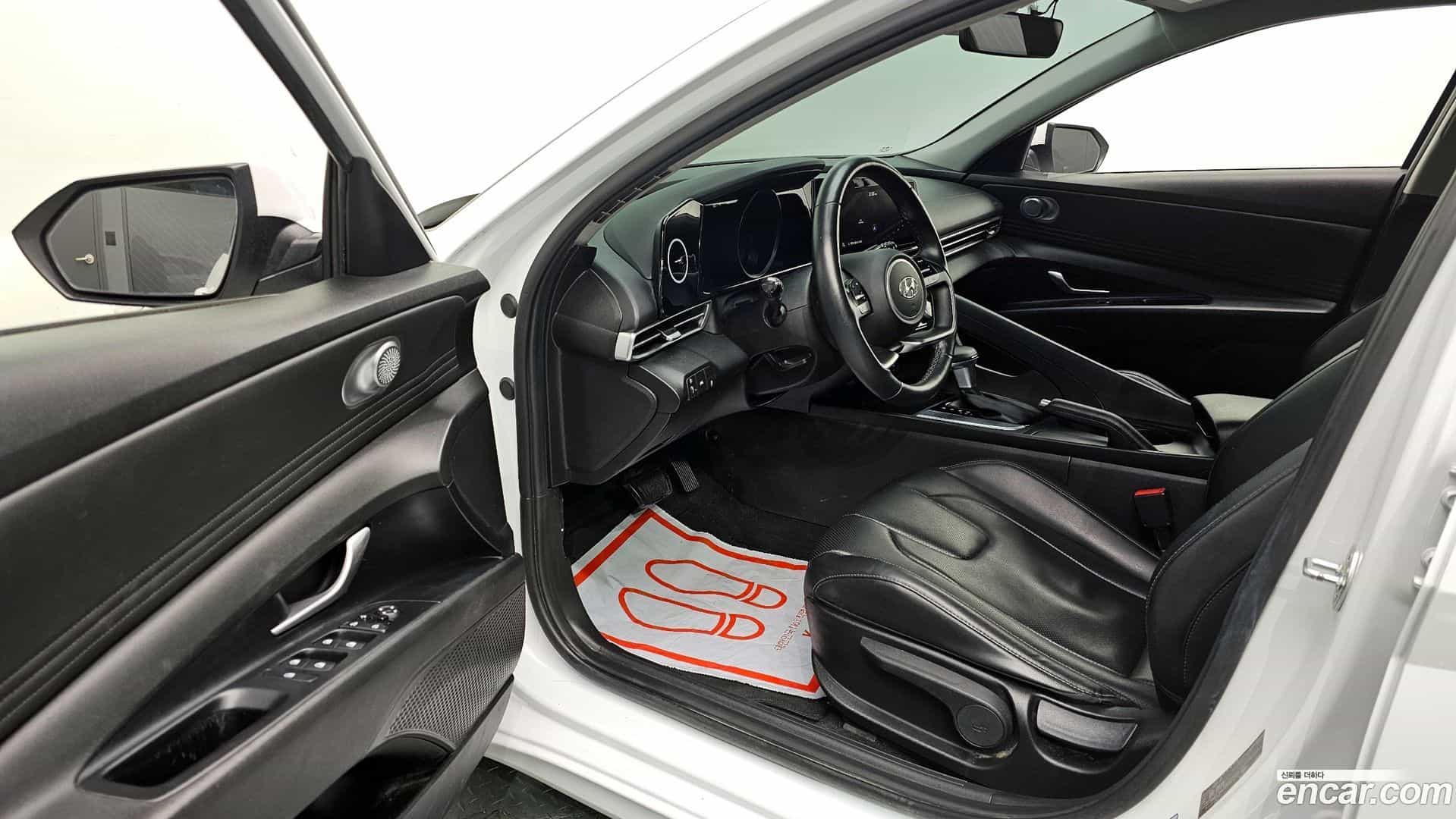 AVANTE Hyundai 2021.11-INNER-010