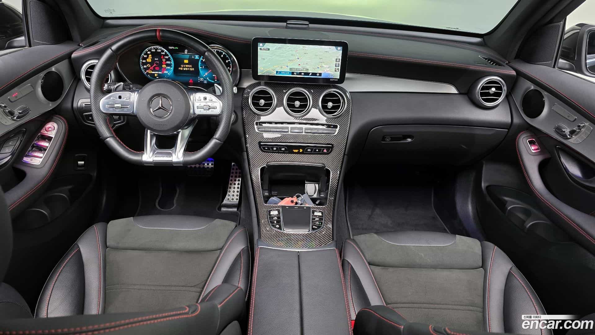 GLC-Class Mercedes-Benz 2022.2-INNER-007