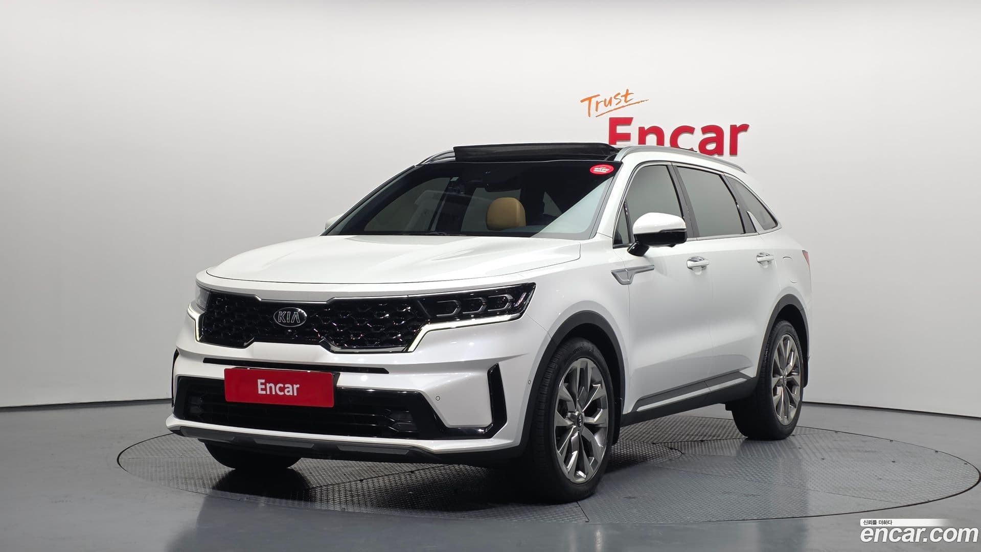 Main__Slider__Photo:Sorento Kia 2020.4-0