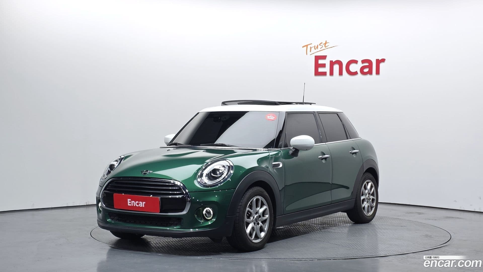 Main__Slider__Photo:Cooper Mini 2021.4-0