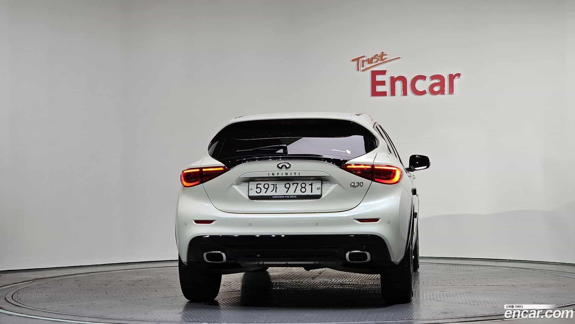 Q30 Infiniti 2019.0-OUTER-004