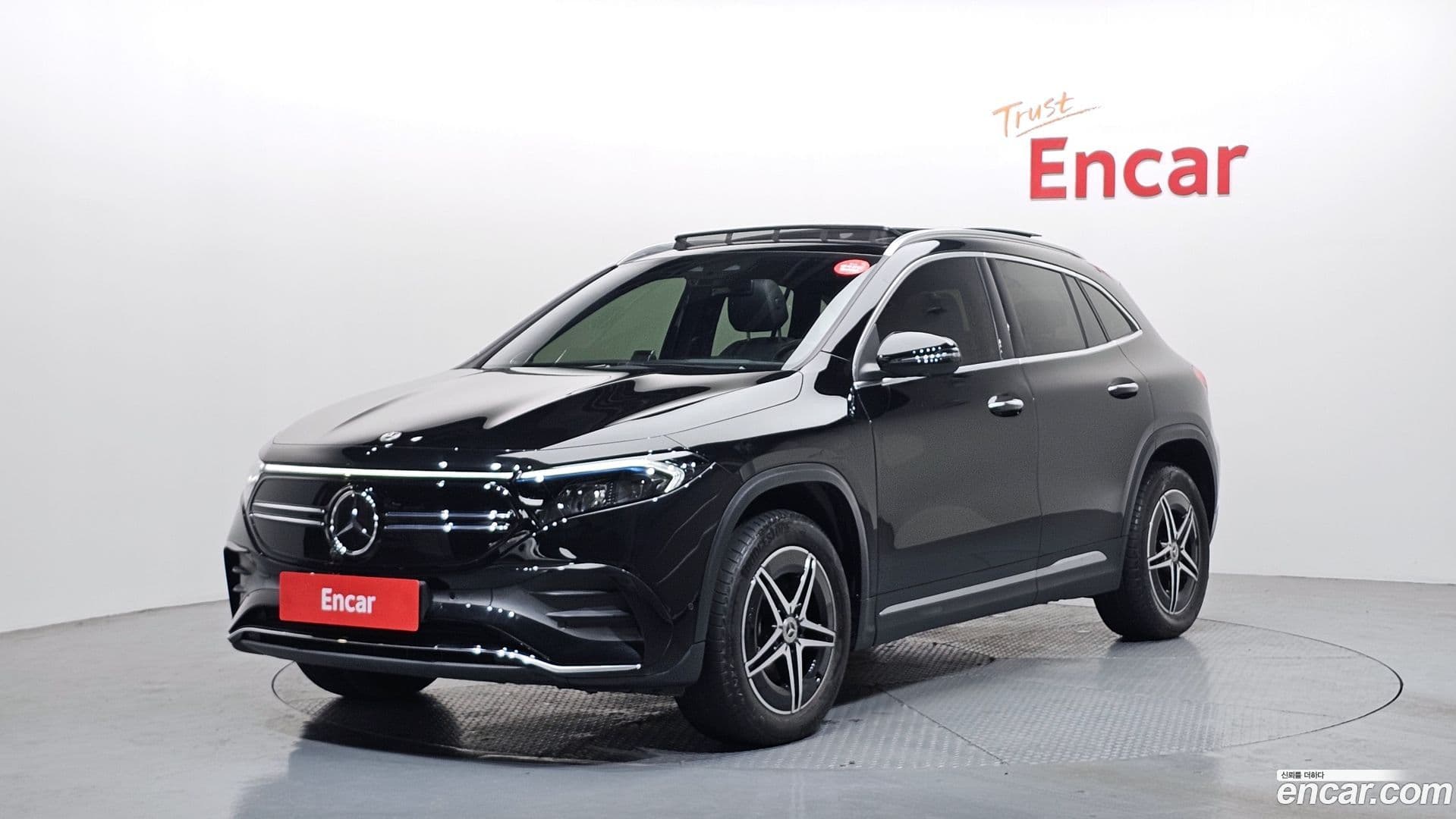 Main__Slider__Photo:EQA Mercedes-Benz 2023.9-0