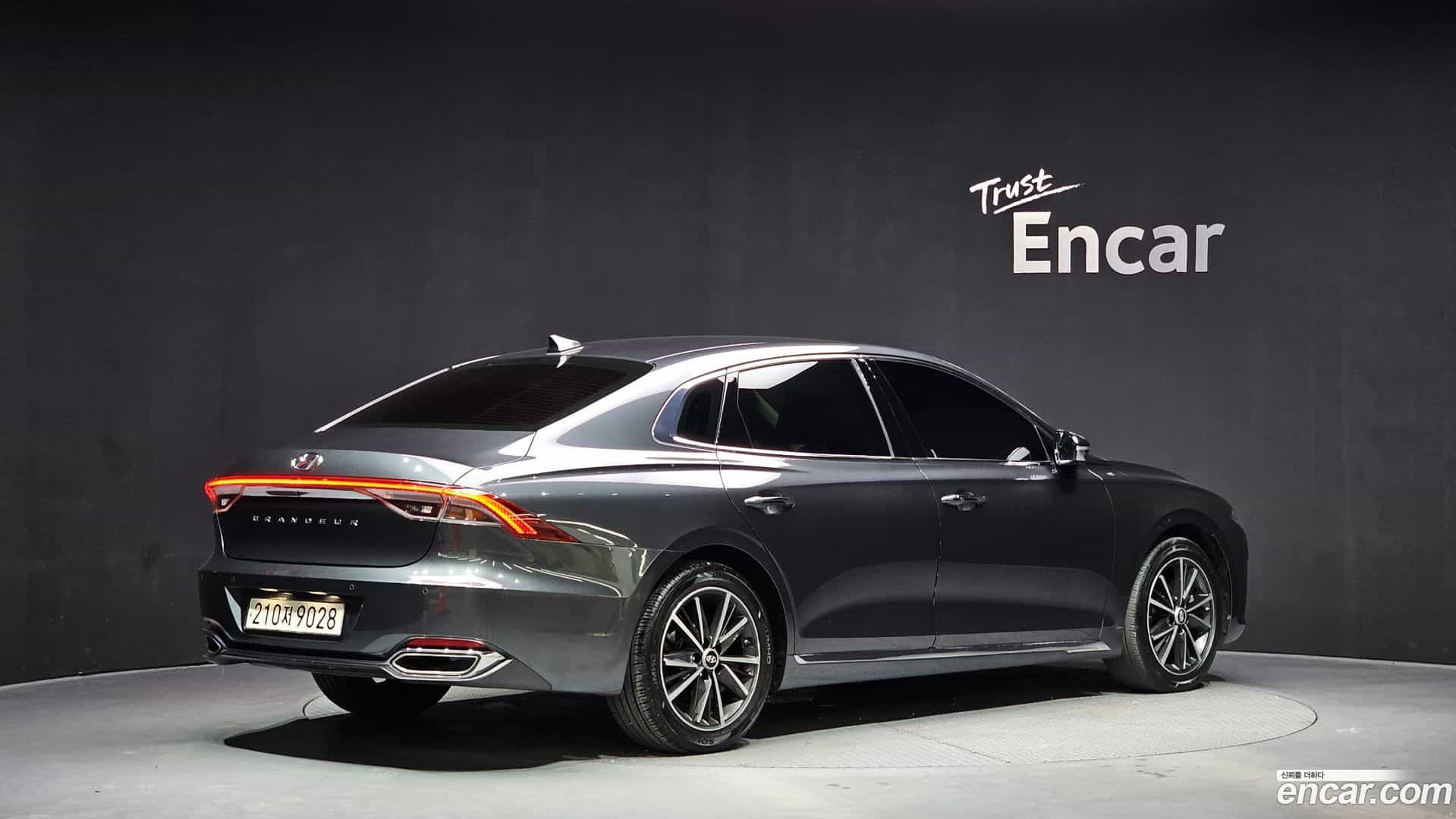 Grandeur Hyundai 2022.0-OUTER-002