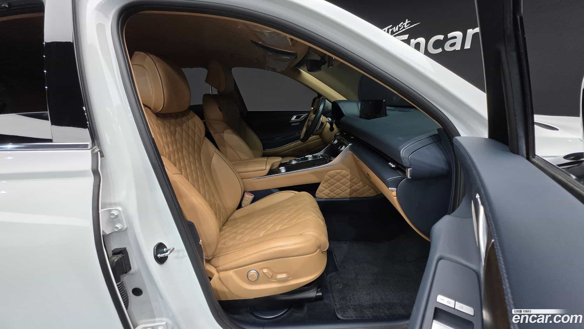 GV80 Genesis 2023.2-INNER-010