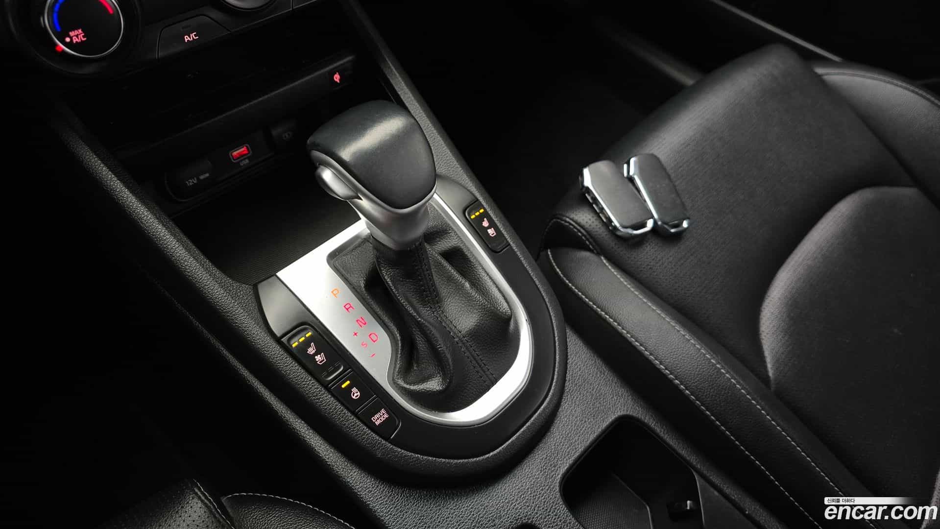 K3 Kia 2022.2-INNER-009