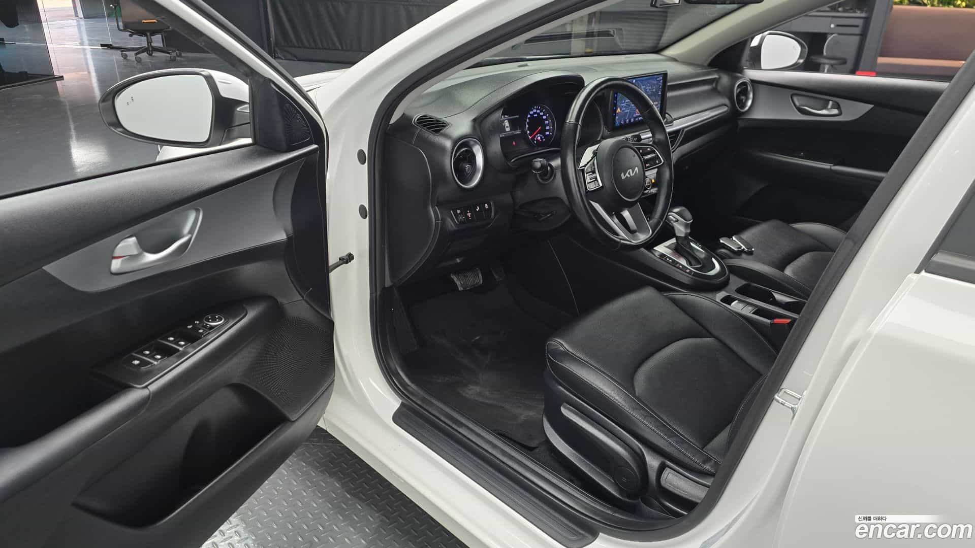 K3 Kia 2022.2-OPTION-015