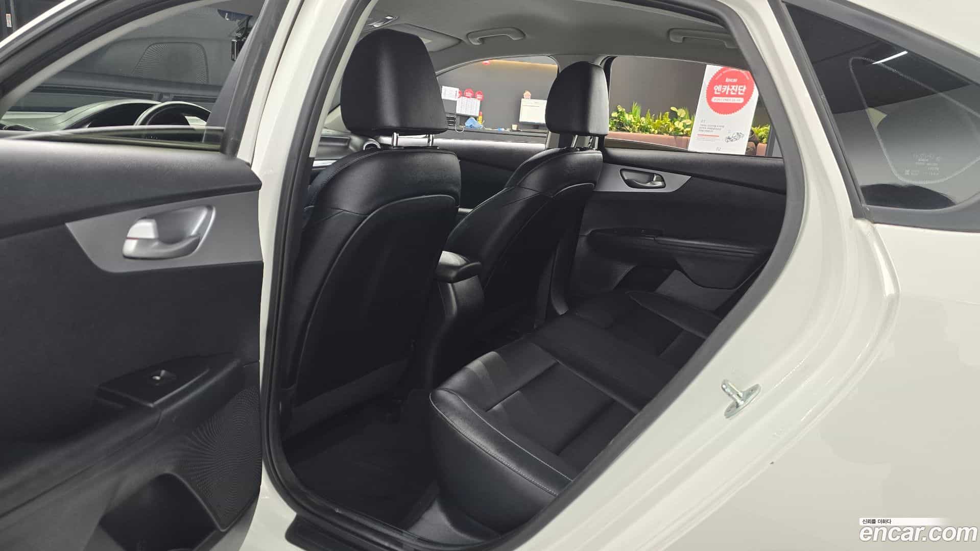 K3 Kia 2022.2-OPTION-016
