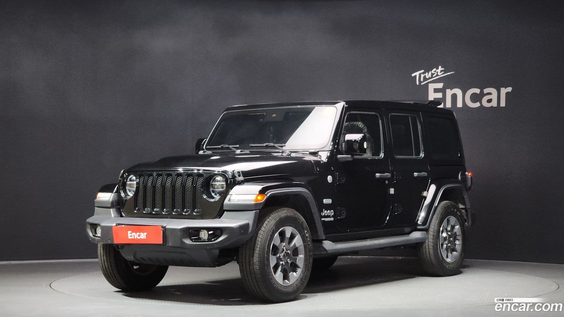 Main__Slider__Photo:Wrangler Jeep 2022.5-0