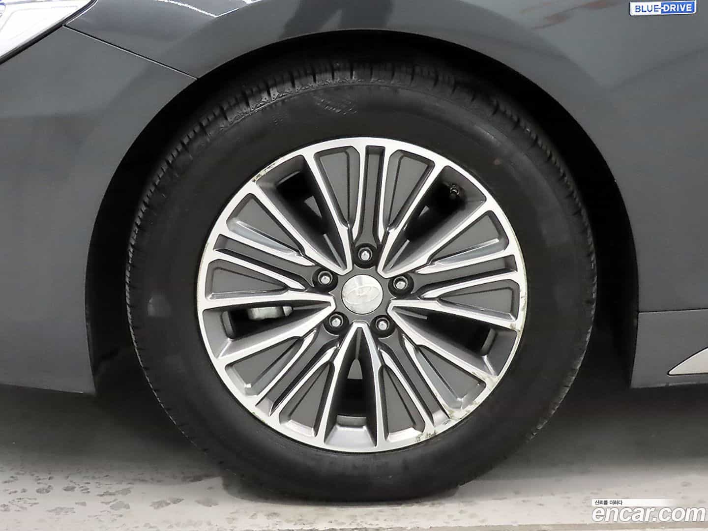 Grandeur Hyundai 2019.2-OUTER-005