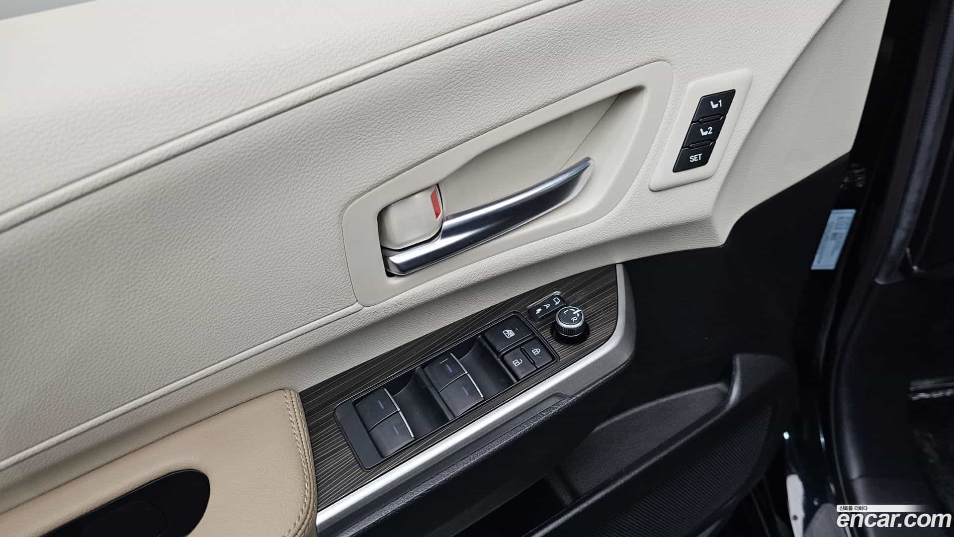 Sienna Toyota 2024.11-OPTION-015