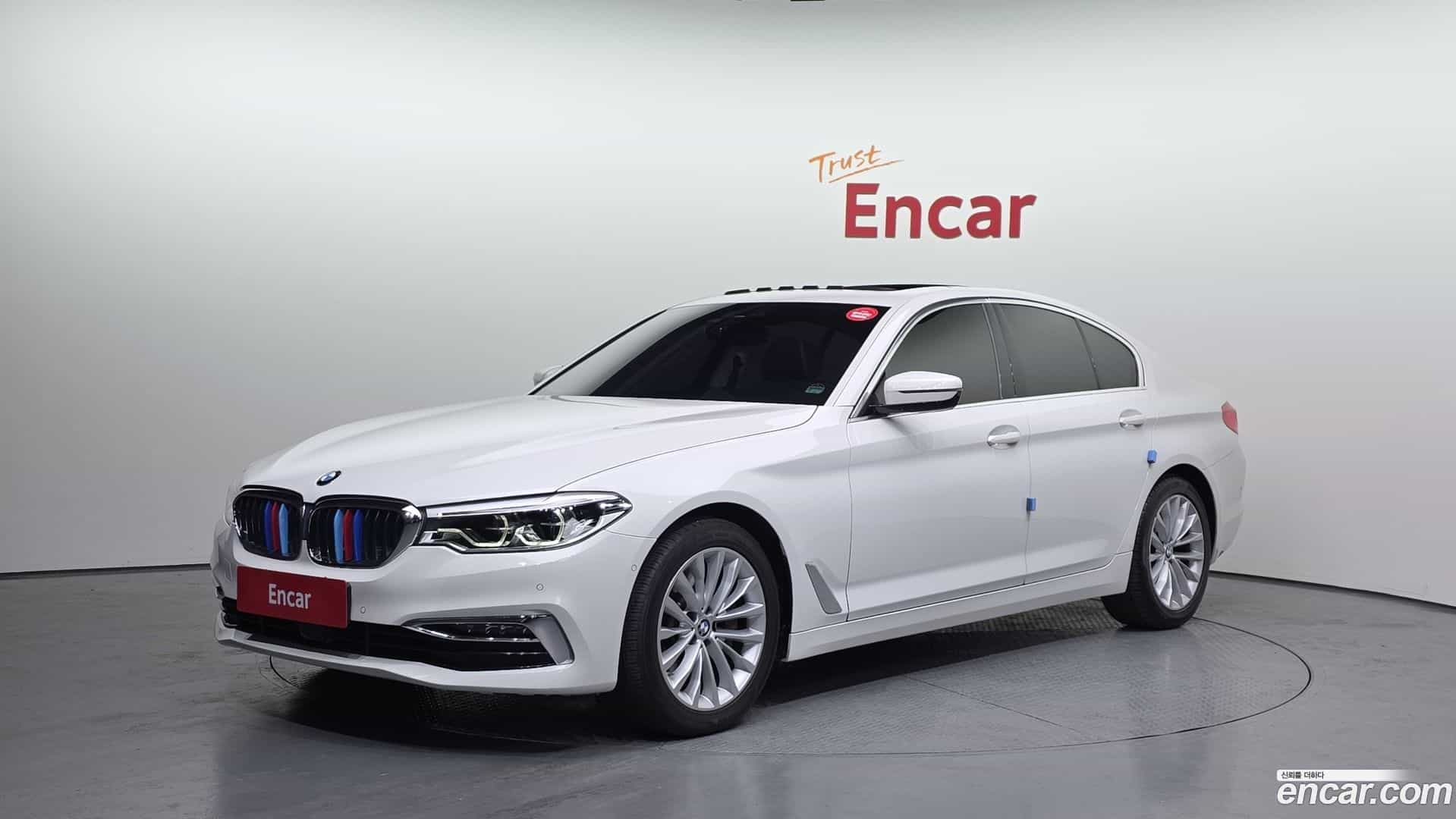 5-Series BMW 2019.5-OUTER-001