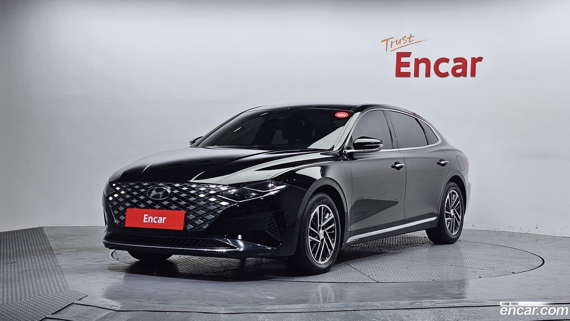 Main__Slider__Photo:Grandeur Hyundai 2020.10-0