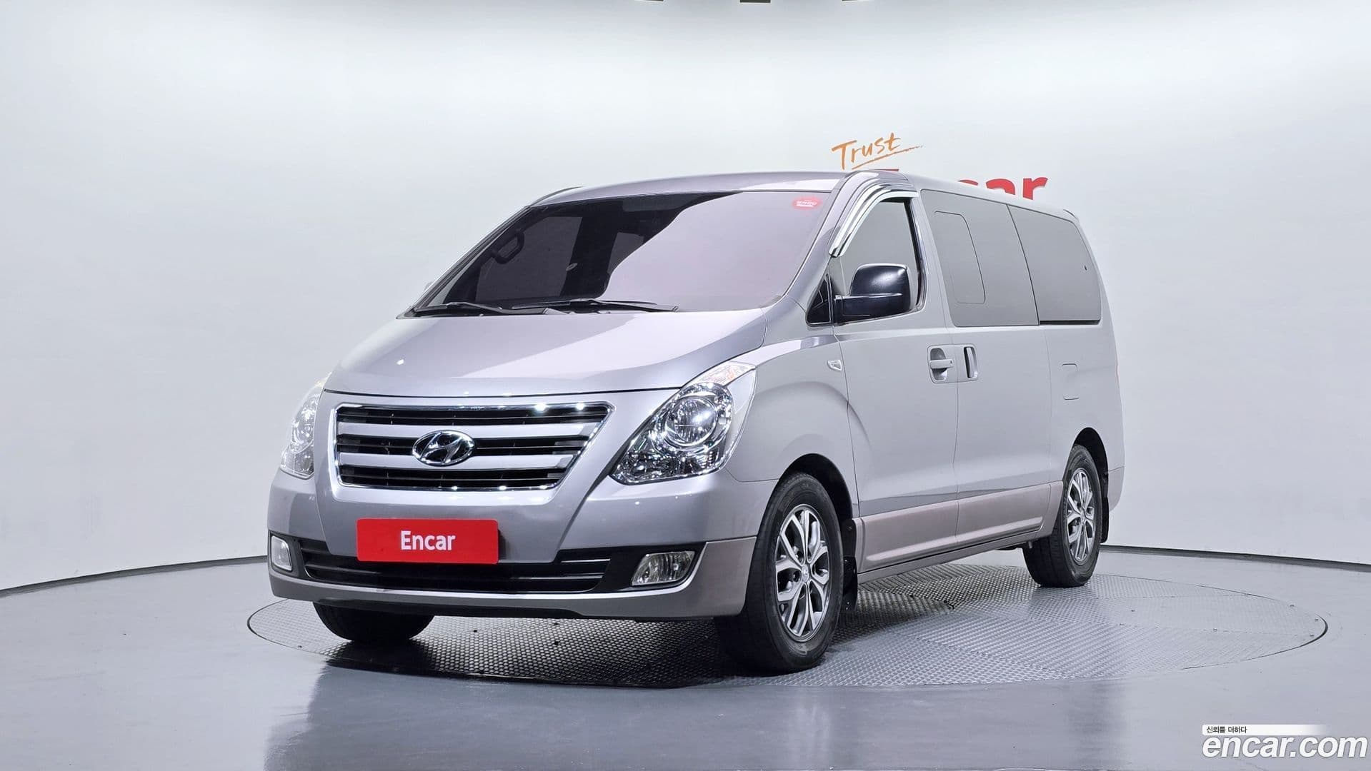 Main__Slider__Photo:Starex Hyundai 2016.4-0