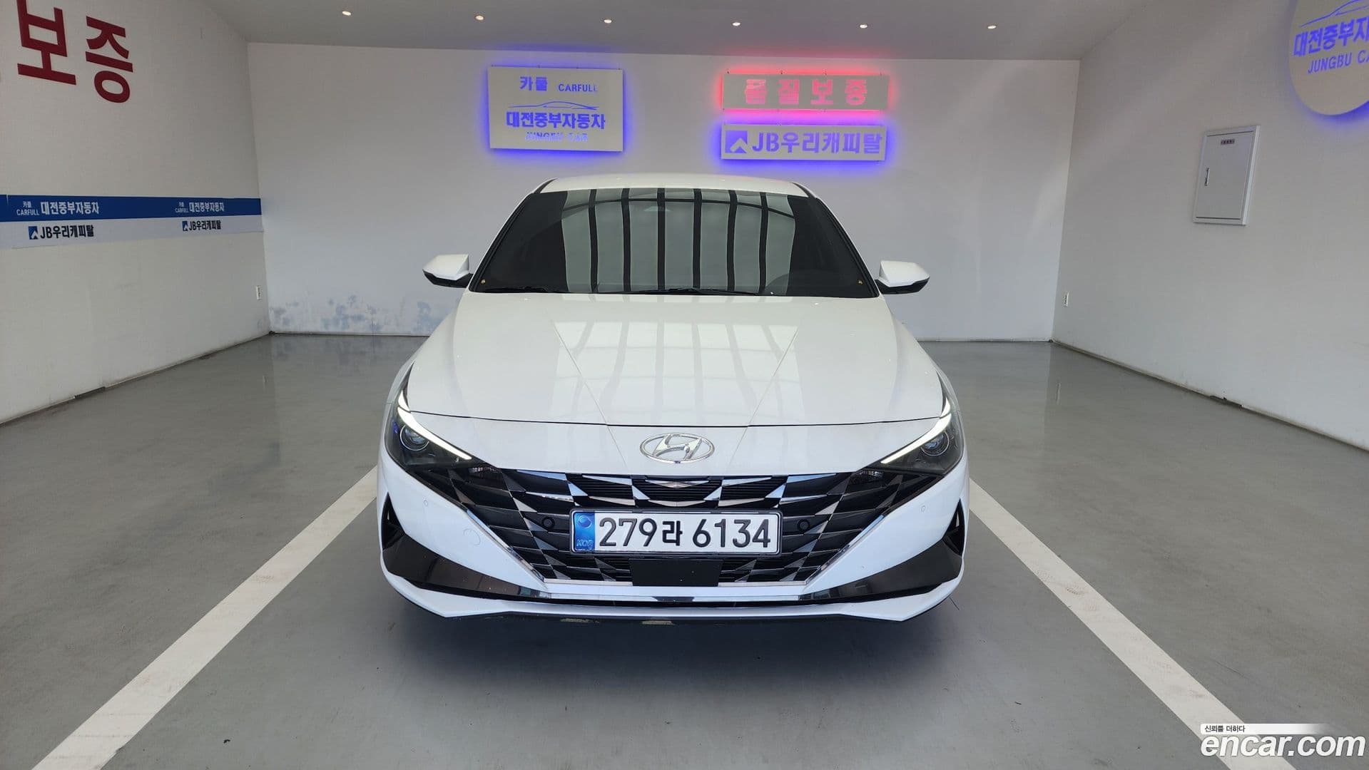 Main__Slider__Photo:AVANTE Hyundai 2020.8-0
