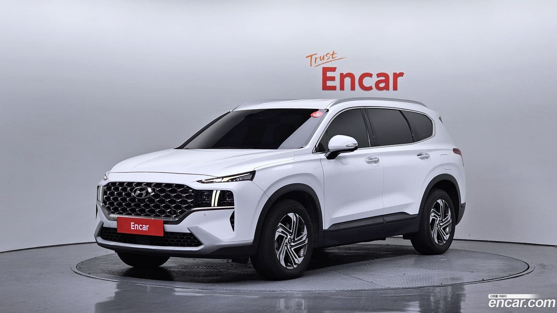 Main__Slider__Photo:Santafe Hyundai 2021.11-0