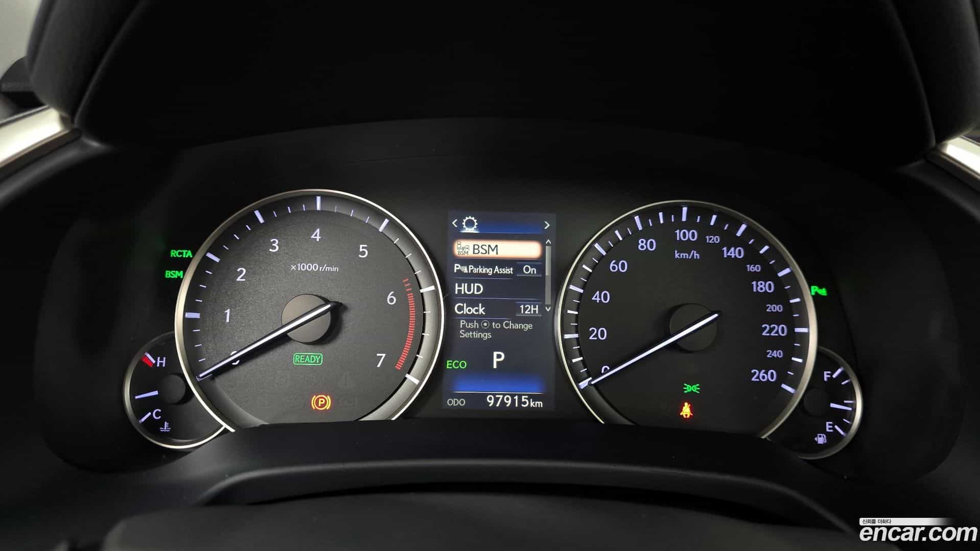 RX Lexus 2016.4-INNER-008