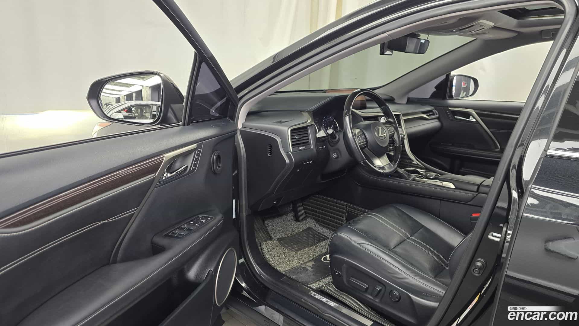 RX Lexus 2016.4-INNER-010