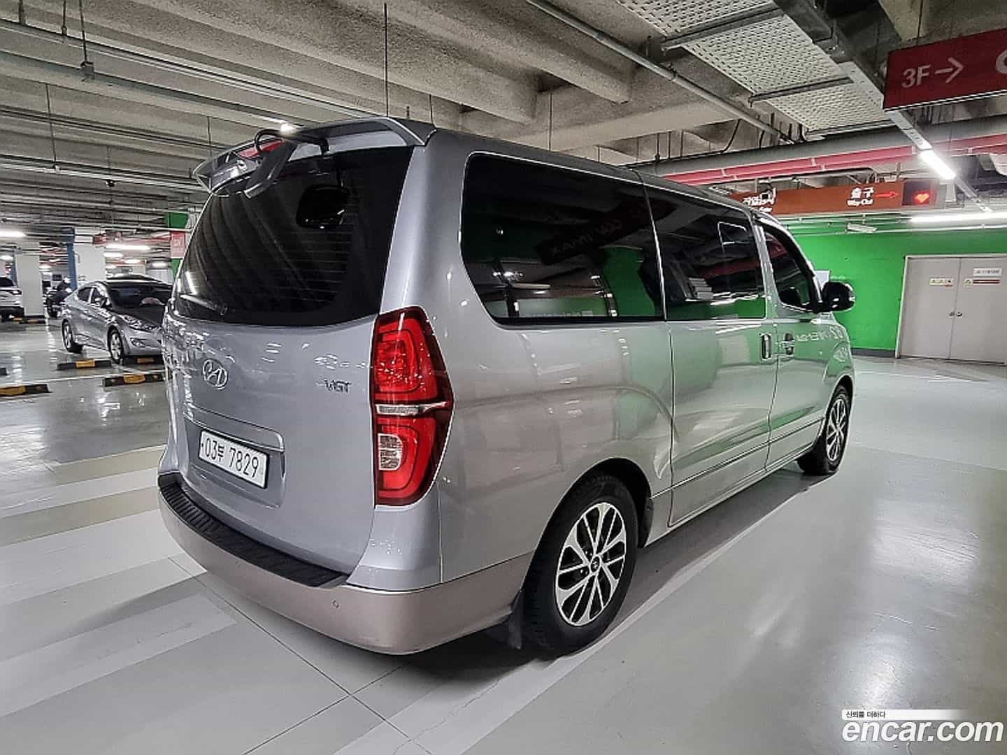 Starex Hyundai 2018.11-OUTER-004