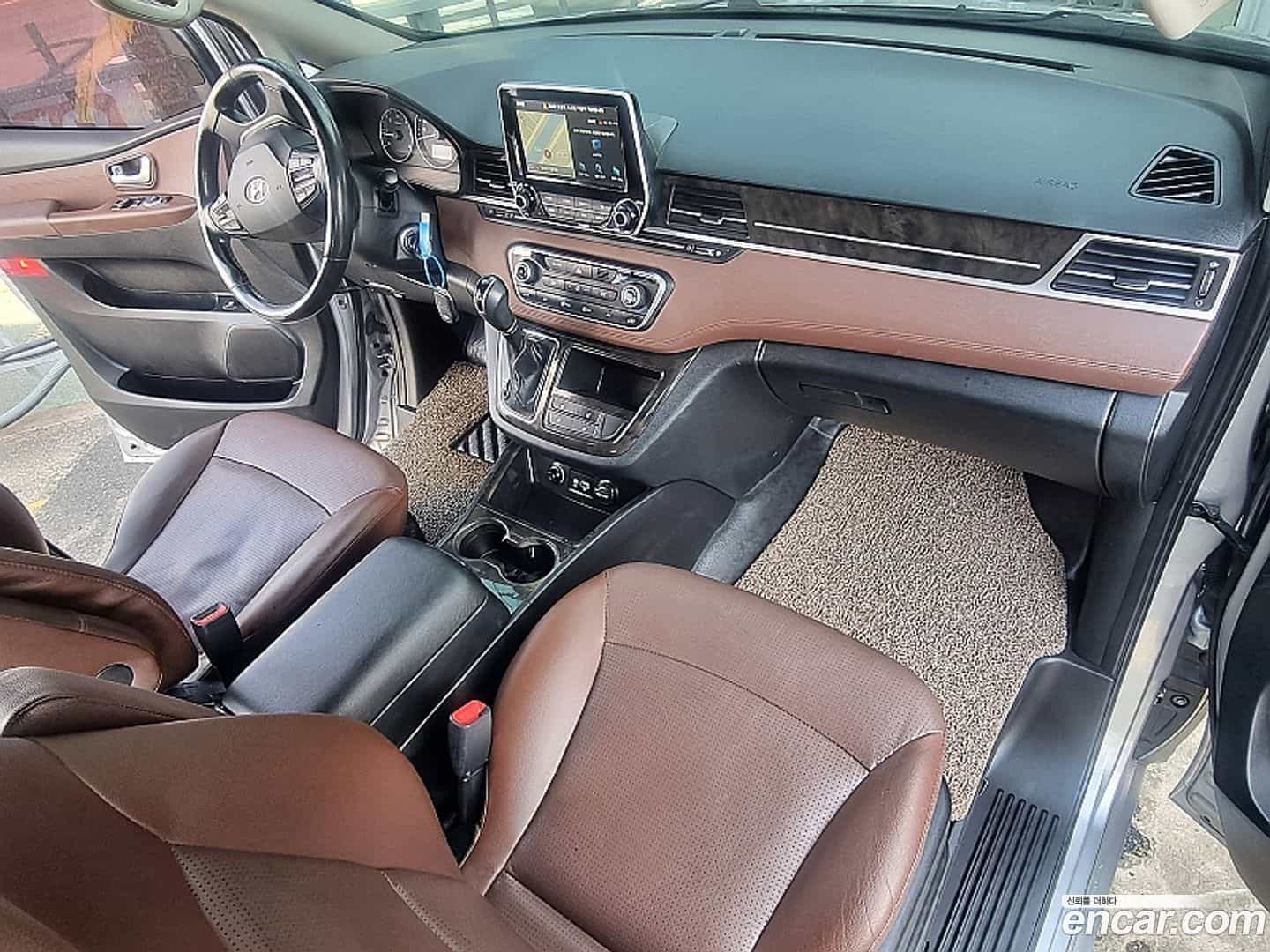 Starex Hyundai 2018.11-INNER-007