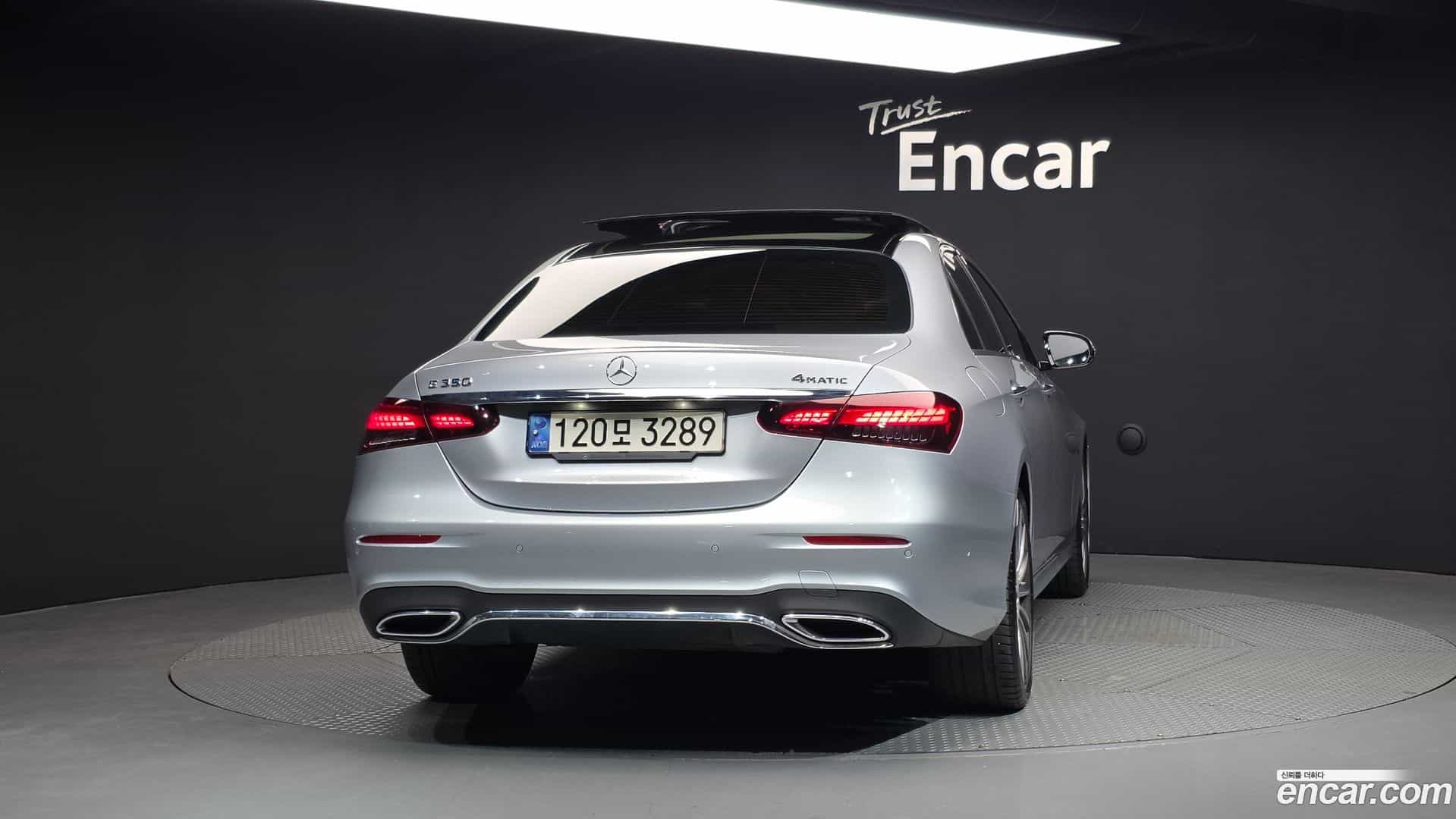 E-Class Mercedes-Benz 2022.4-OUTER-004