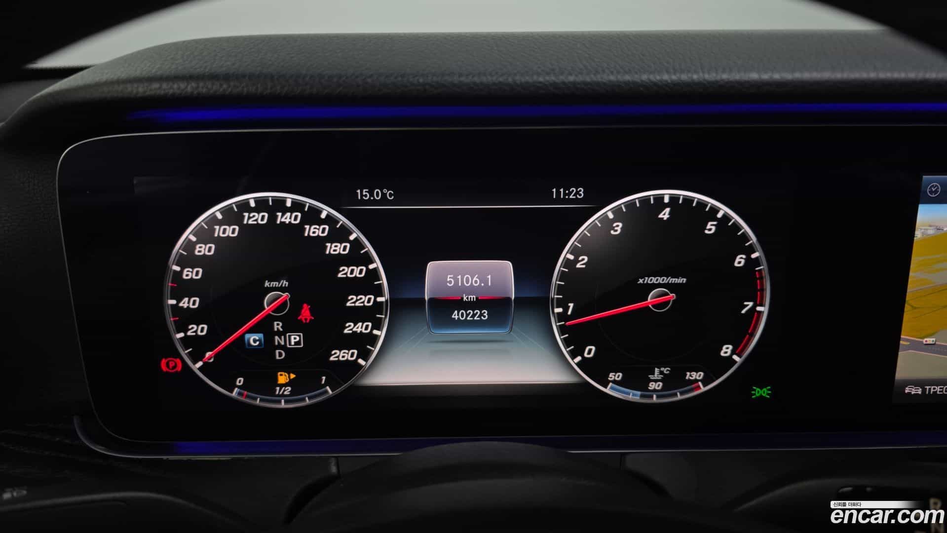 E-Class Mercedes-Benz 2018.0-INNER-008