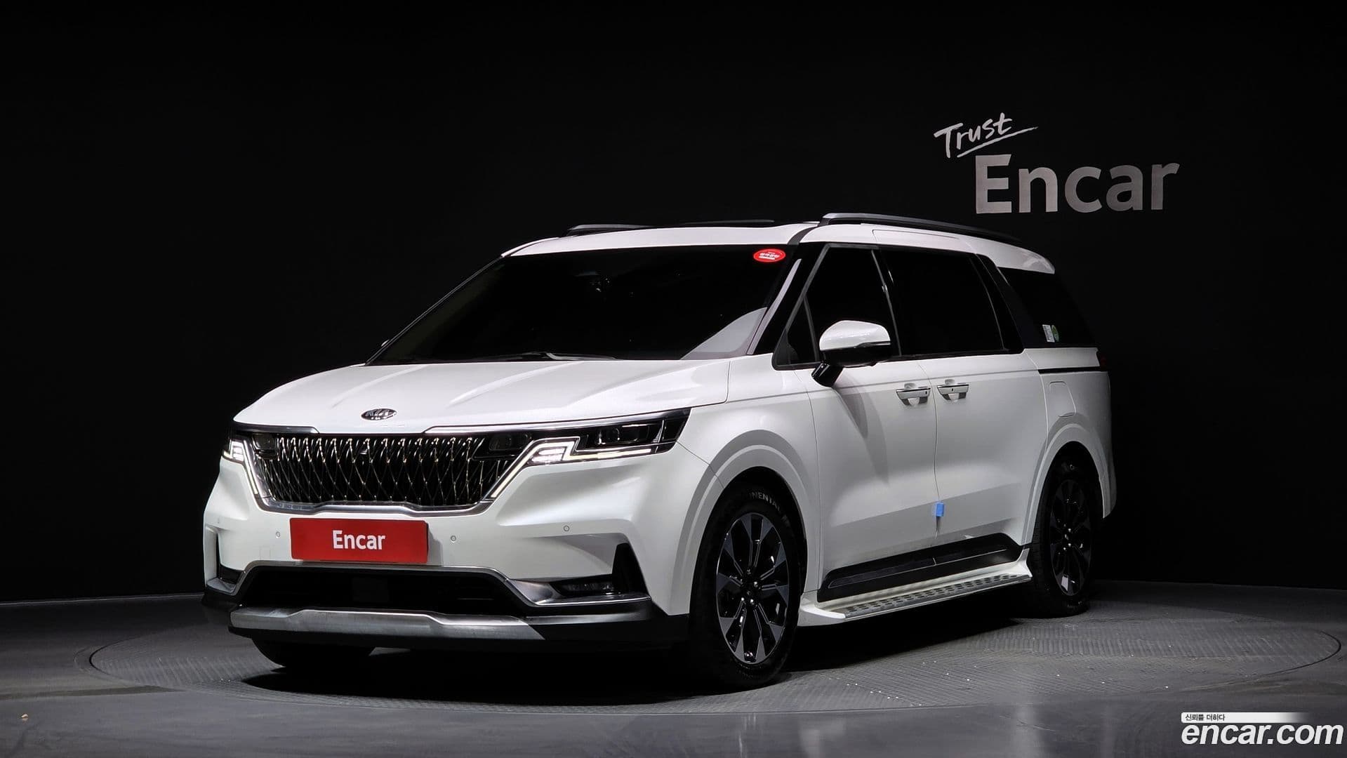 Main__Slider__Photo:Canival Kia 2020.11-0