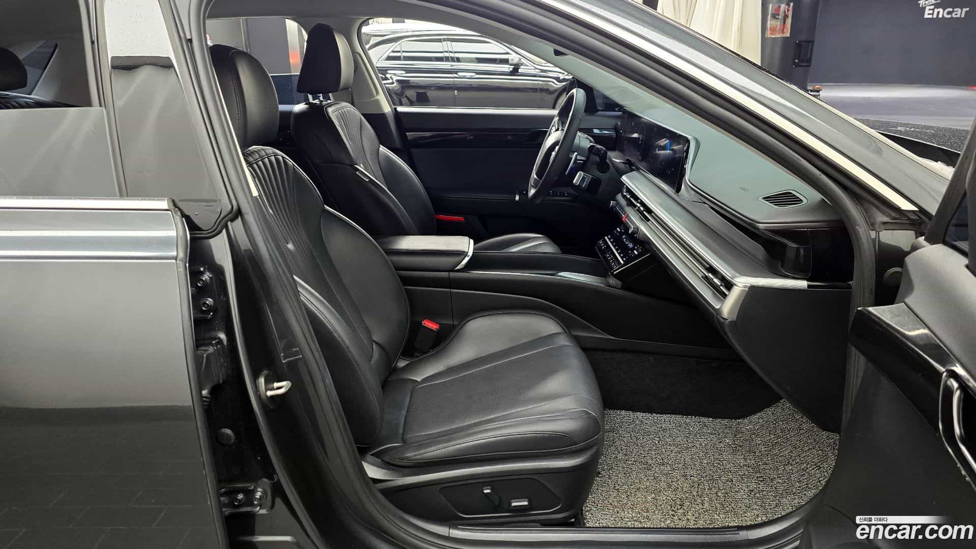 Grandeur Hyundai 2022.11-OPTION-015