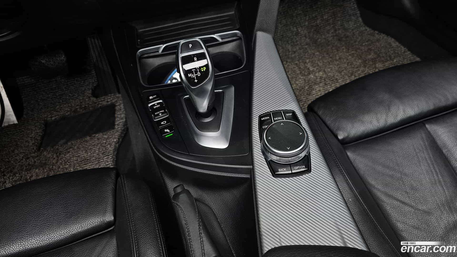 4-Series BMW 2018.11-INNER-009