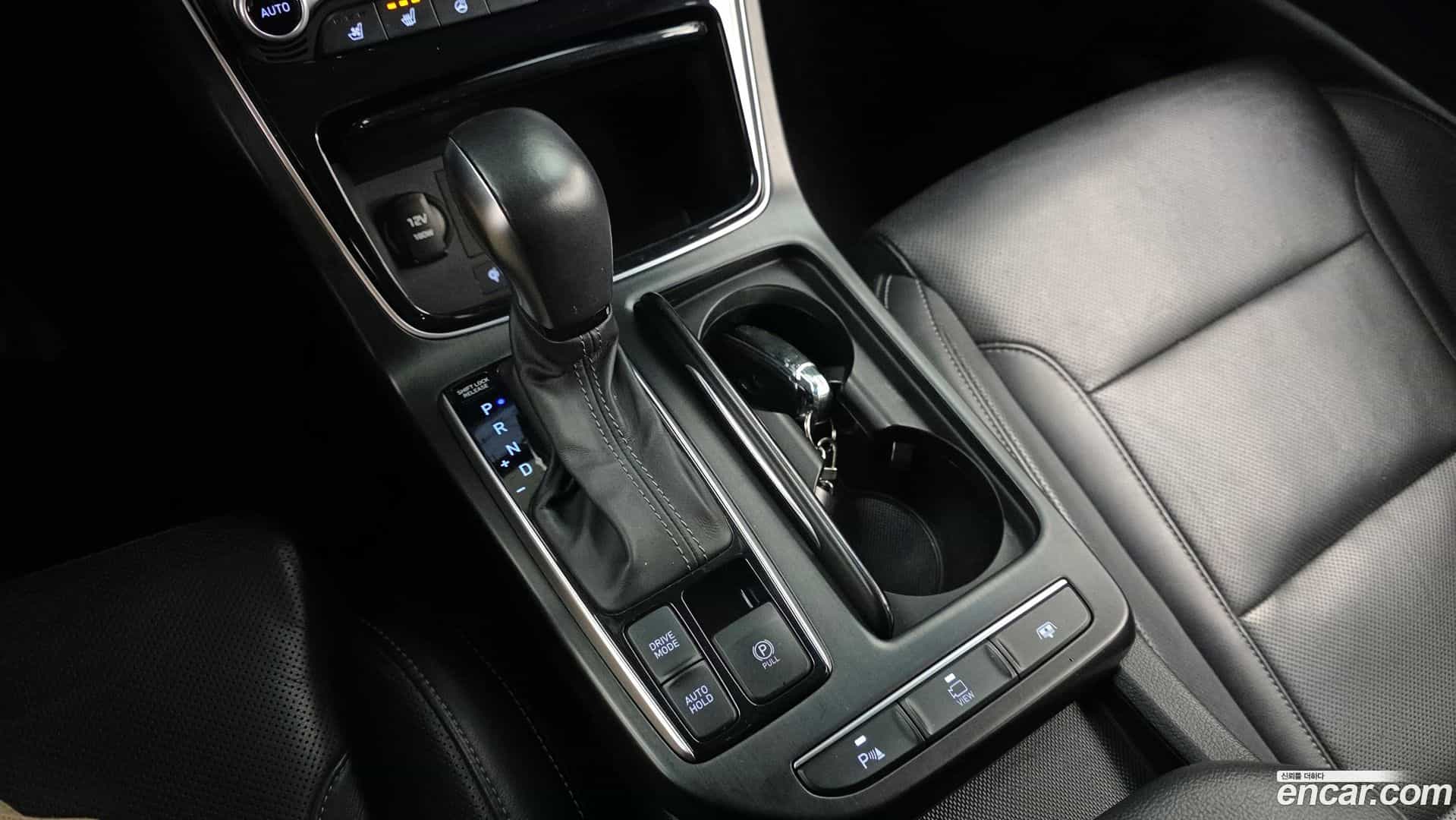 Grandeur Hyundai 2019.0-INNER-009
