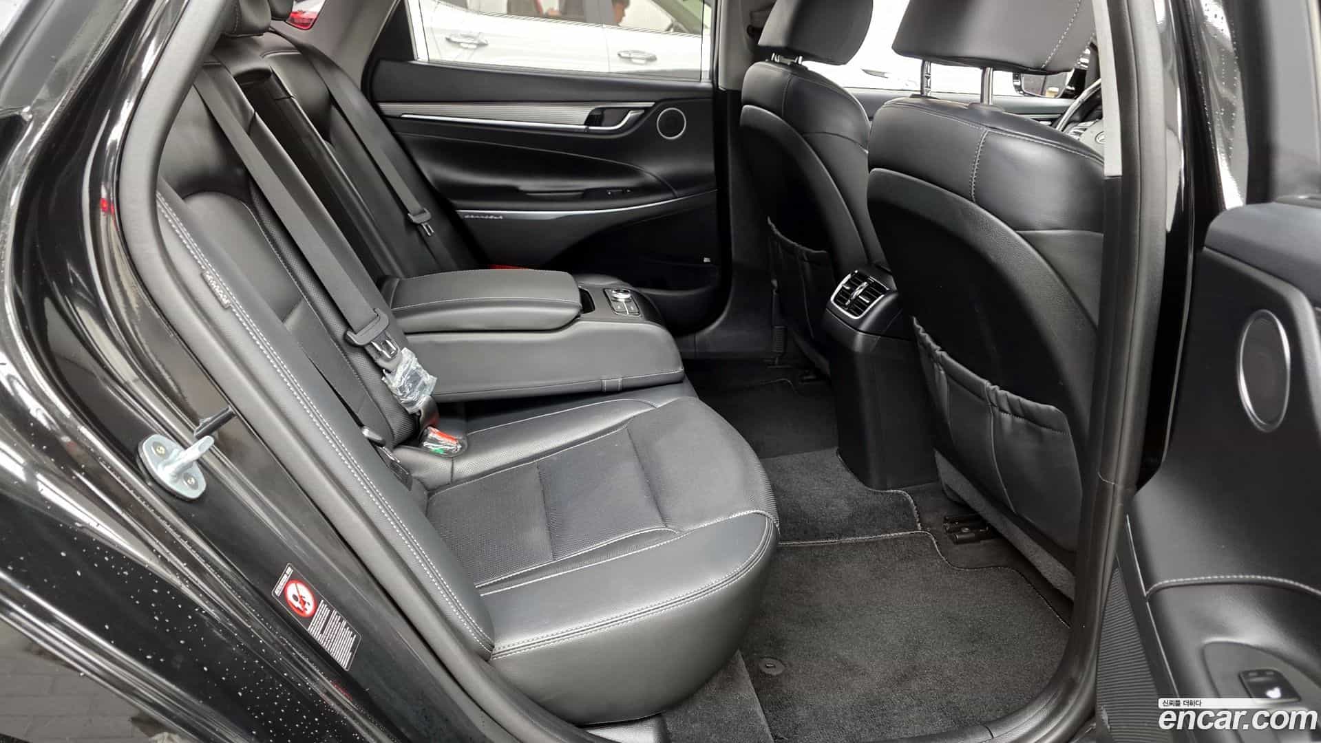 Grandeur Hyundai 2019.0-OPTION-016