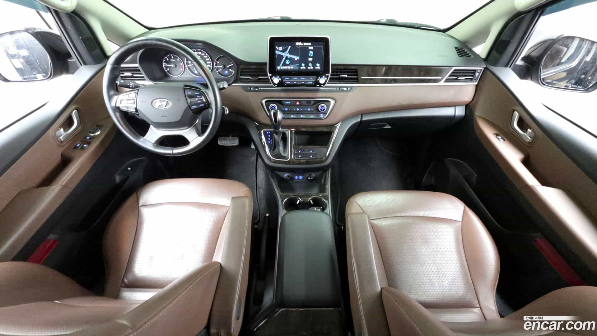 Starex Hyundai 2019.4-INNER-007