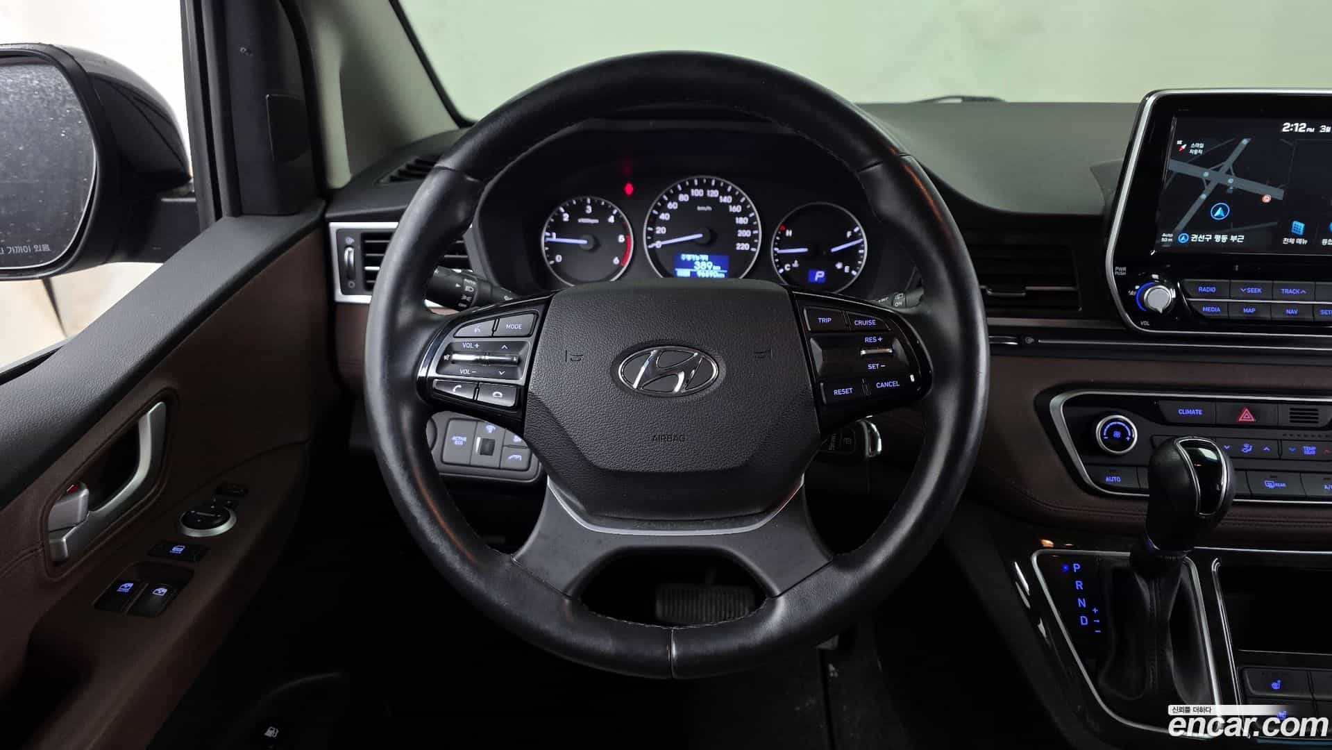 Starex Hyundai 2019.4-OPTION-017