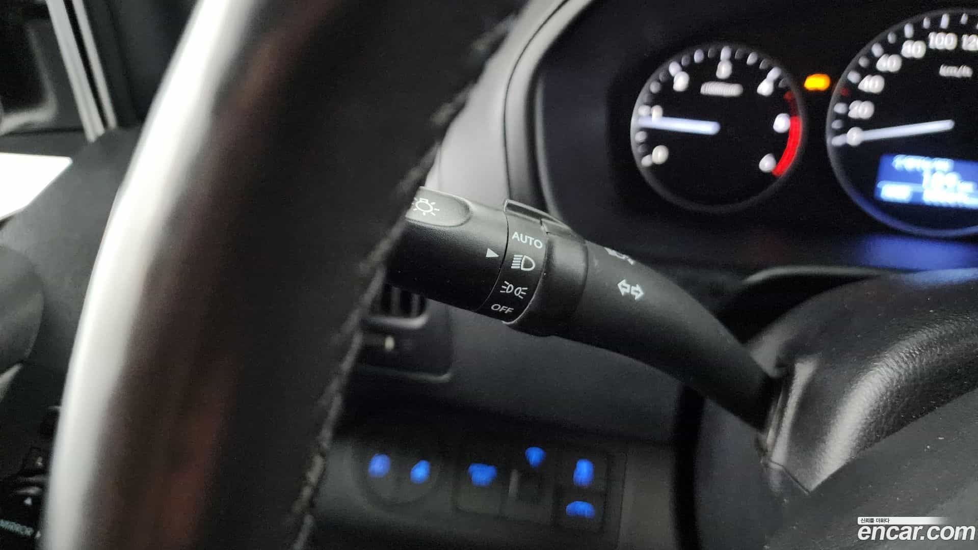 Starex Hyundai 2021.2-OPTION-020