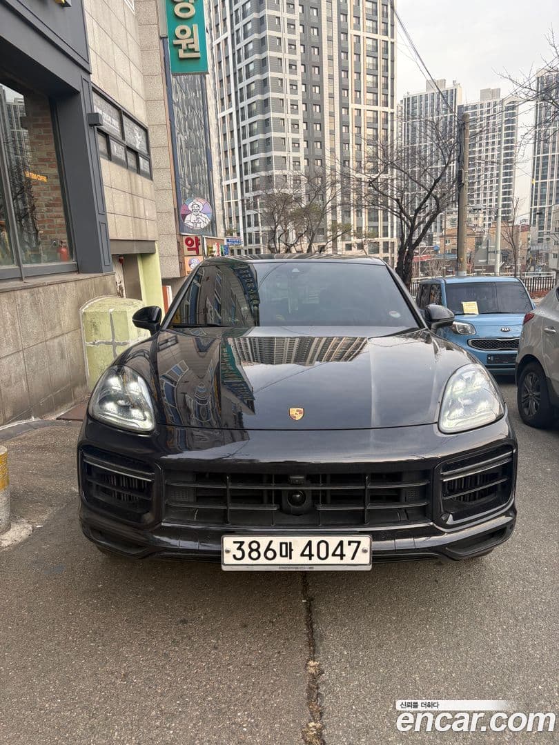 Main__Slider__Photo:Cayenne Porsche 2019.1-0