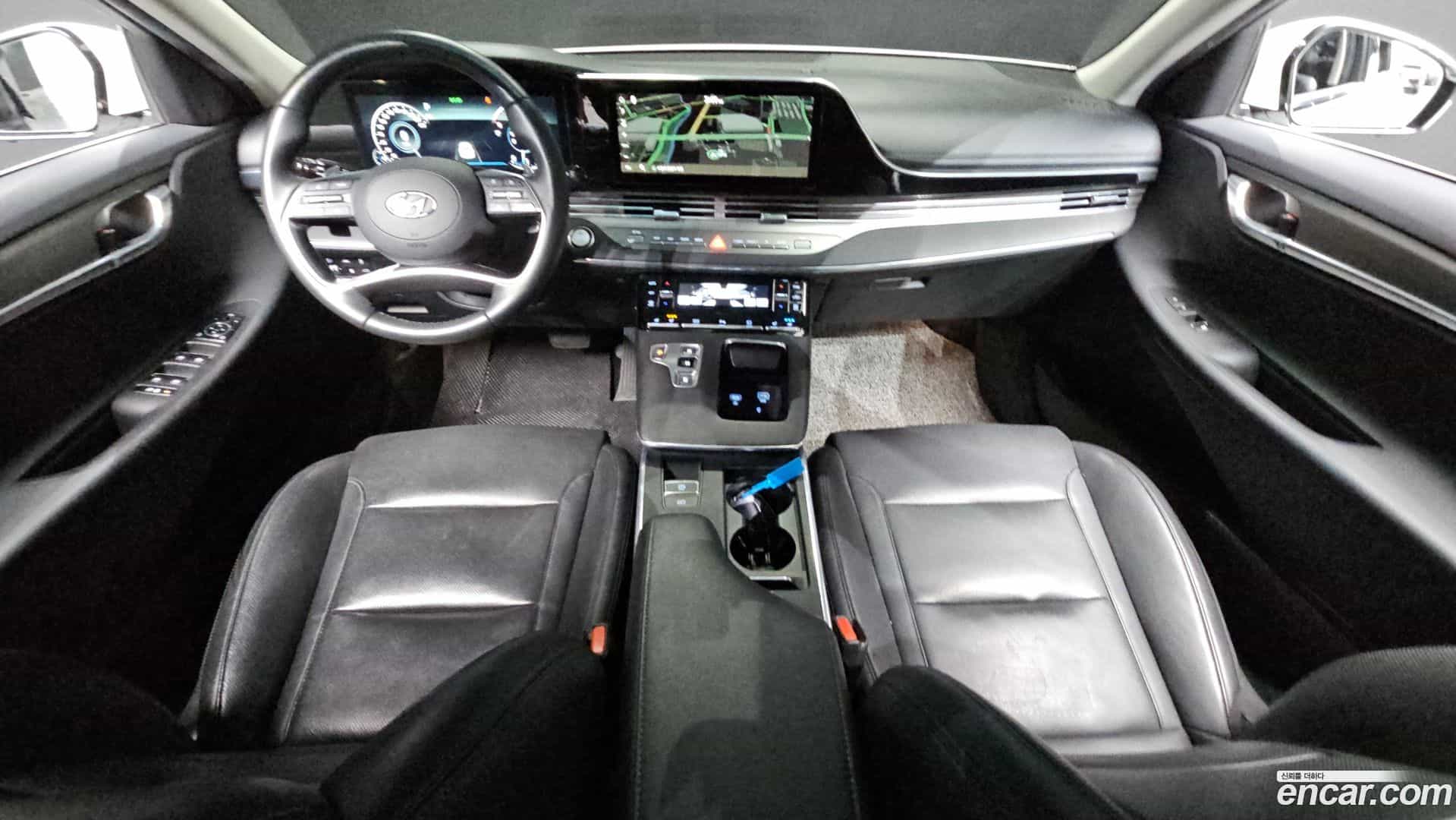 Grandeur Hyundai 2022.1-INNER-007