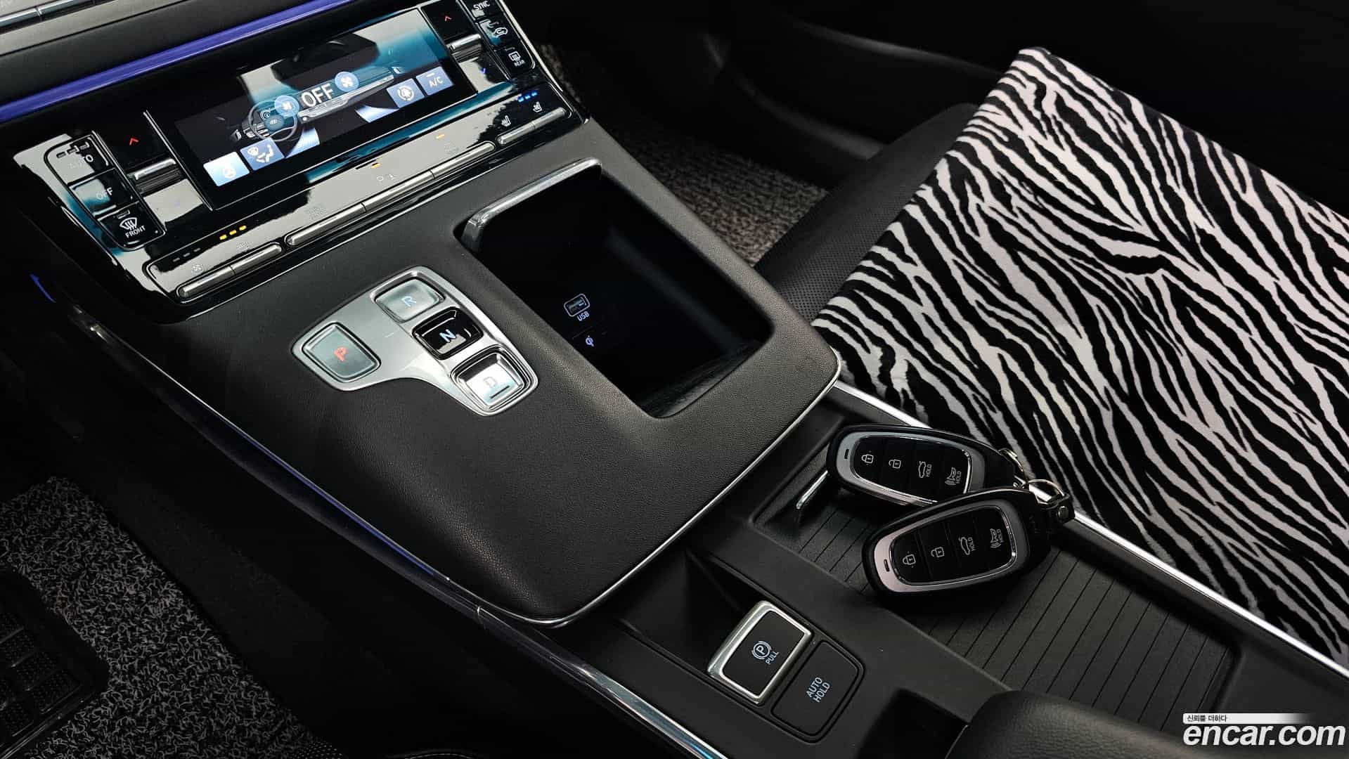 Grandeur Hyundai 2020.3-INNER-009