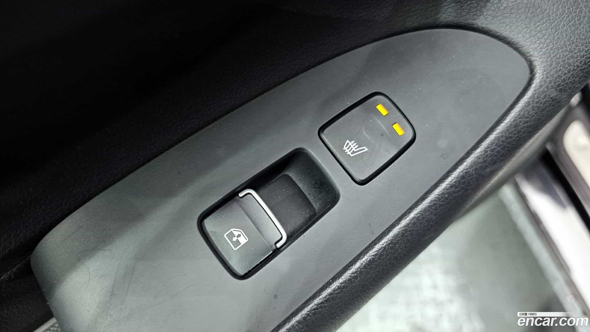 Grandeur Hyundai 2020.3-OPTION-023