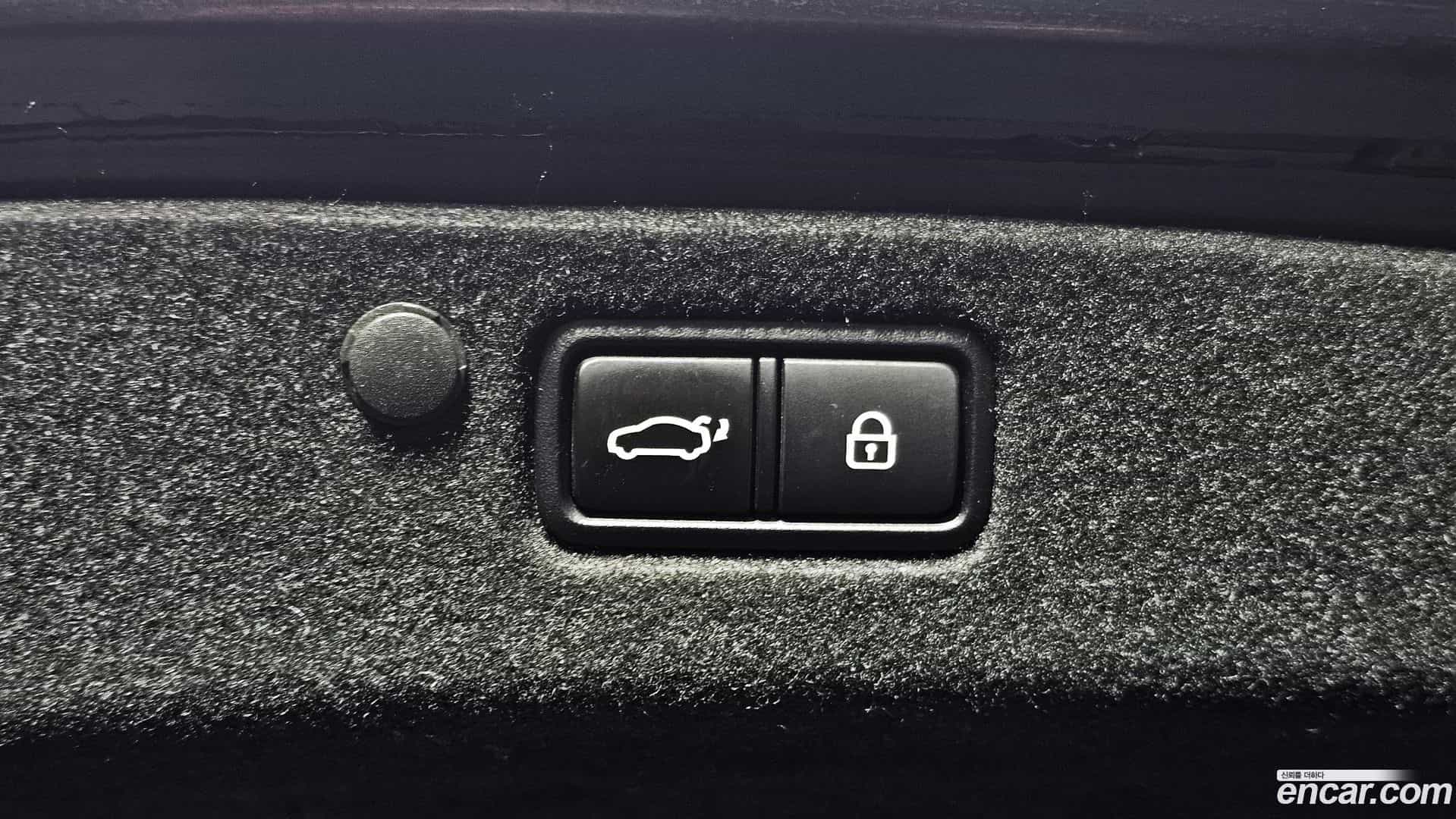 Grandeur Hyundai 2020.3-OPTION-024