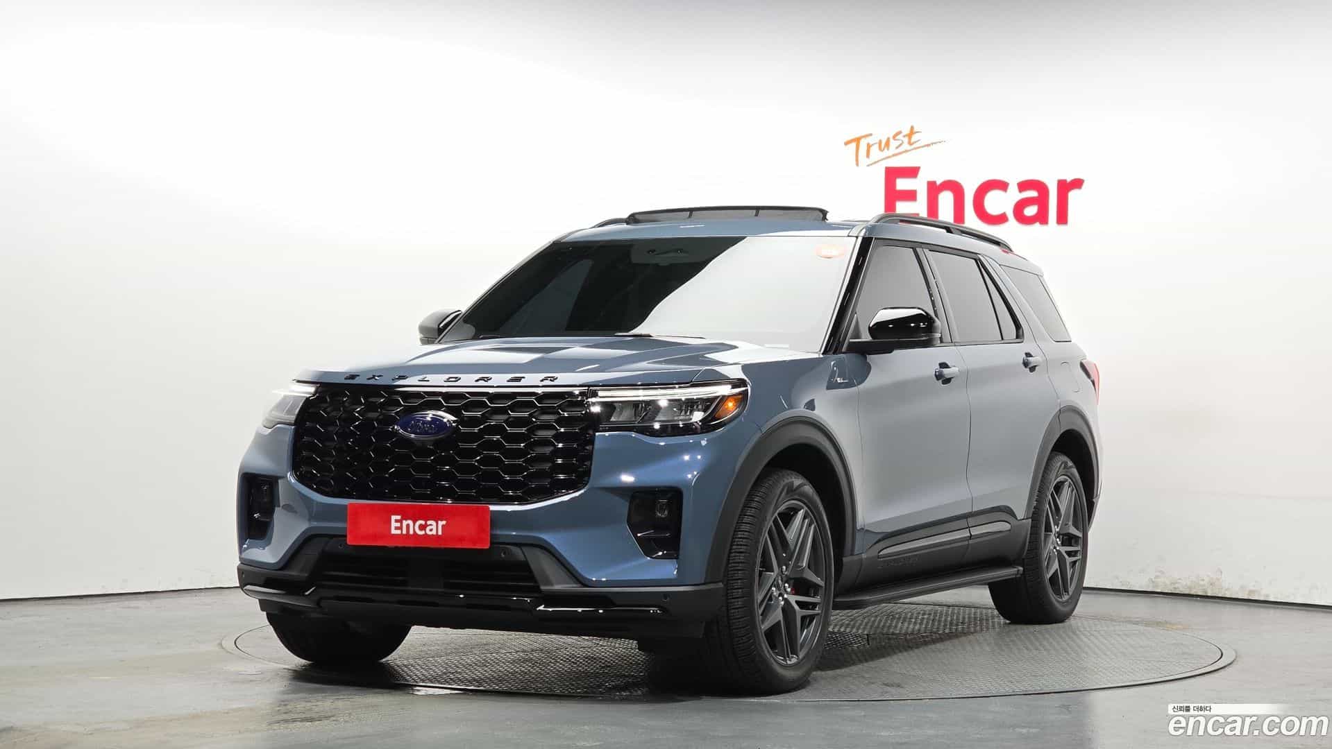 Explorer Ford 2025.9-OUTER-001